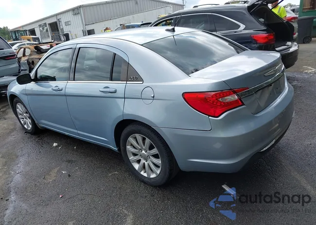 1C3CCBBB8DN656877: 43339184