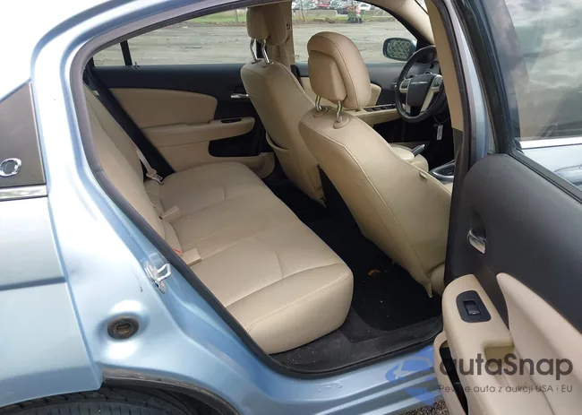 1C3CCBBB8DN656877: 43339184