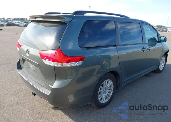 5TDYK3DC8ES424579: 43339217