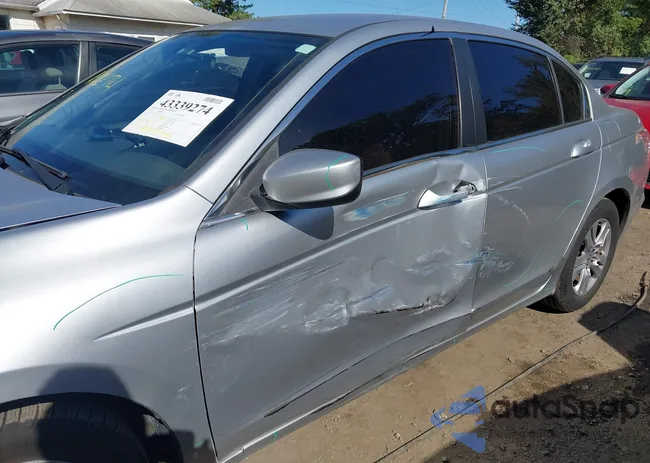 1HGCP264X8A012016: 43339274