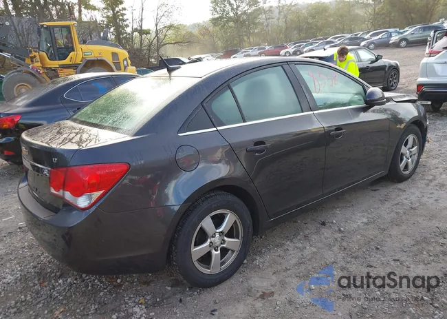 1G1PC5SB3E7189347: 43338358