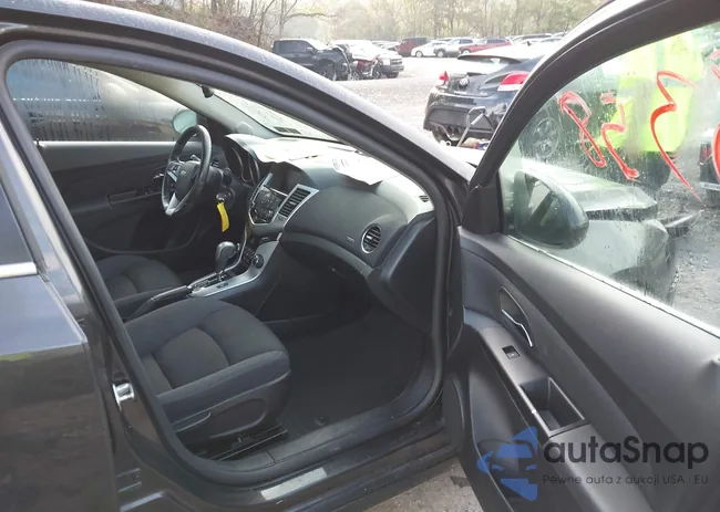 1G1PC5SB3E7189347: 43338358