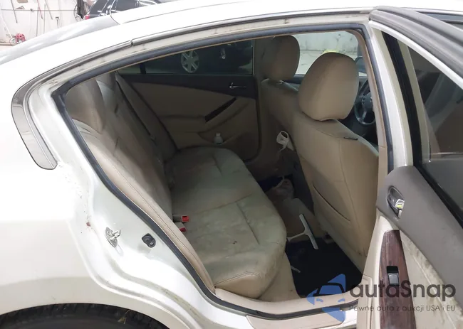 1N4AL2AP4BN437871: 43338452