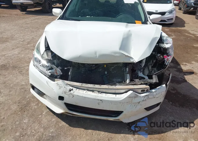 1N4AL3AP1HC271982: 43338579