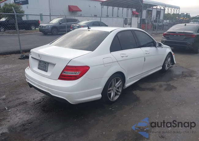 WDDGF4HB0DA770800: 43338588