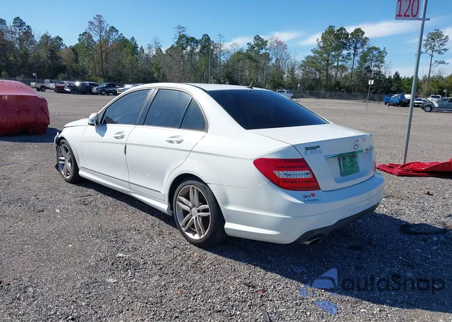 WDDGF4HB0DA770800: 43338588