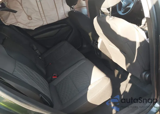 3GNAXJEV8JS573904: 43338643