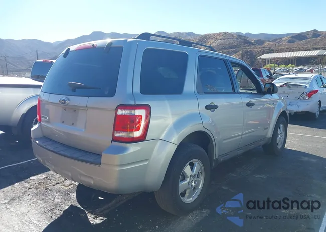 1FMCU03168KC91444: 43338659