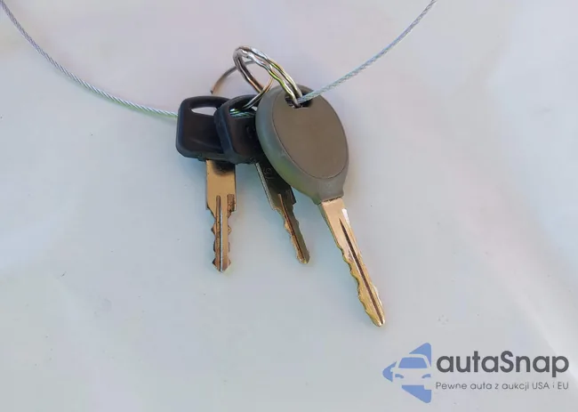 1C3EL65R45N536486: 43339736