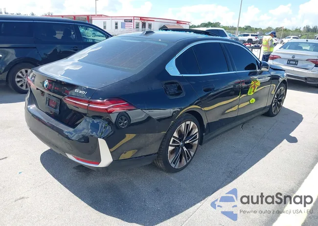 WBA43FJ00RCS58506: 43339817