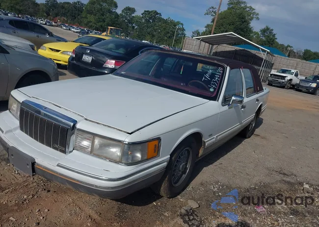 1LNCM82W1MY608209: 43340180