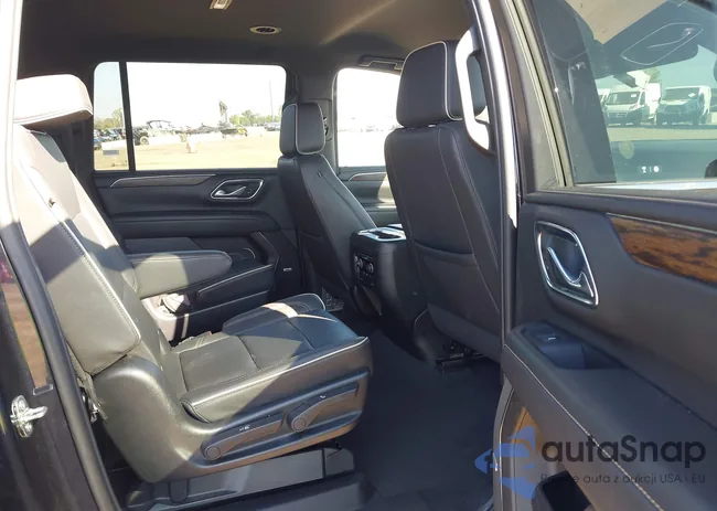 1GNSCFKD9PR477090: 43340244