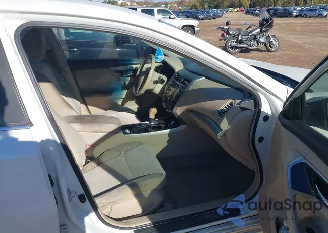 1N4AL3AP7DN425013: 43339357