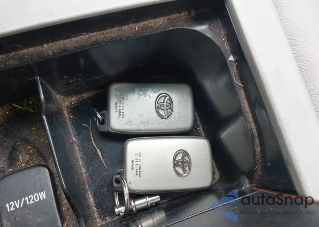 JTNBK3EK0A3046745: 43339429