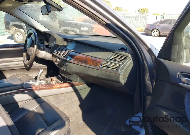 5UXFE43558L004841: 43339667