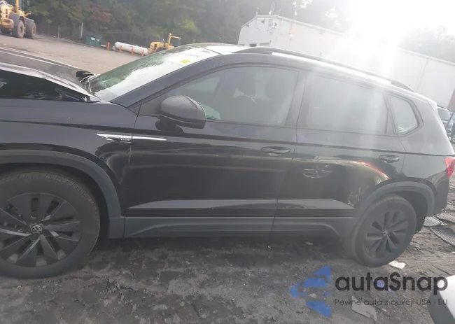 3VVAX7B2XNM051406: 43340751