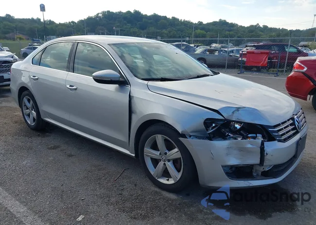 1VWBN7A36CC009135: 43340824