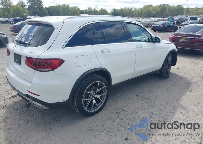 W1N0G8EB1LF806945: 43340848