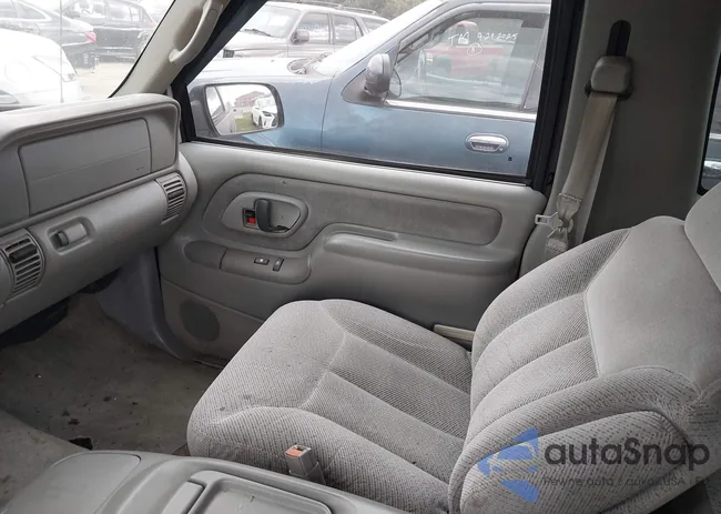 3GNEK18R8VG101807: 43340913