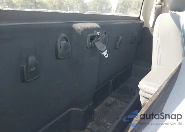 3C6MR5AJ3JG282845: 43341051