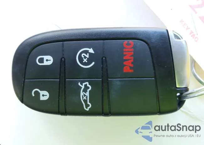 2C3CDXBGXPH563605: 43341132