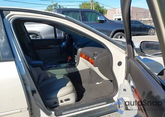 1LNHM87A33Y680899: 43341190