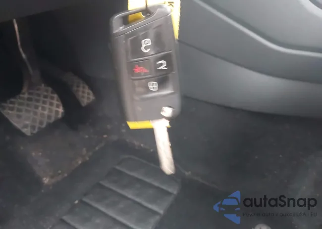 3VV0B7AXXJM130141: 43340586