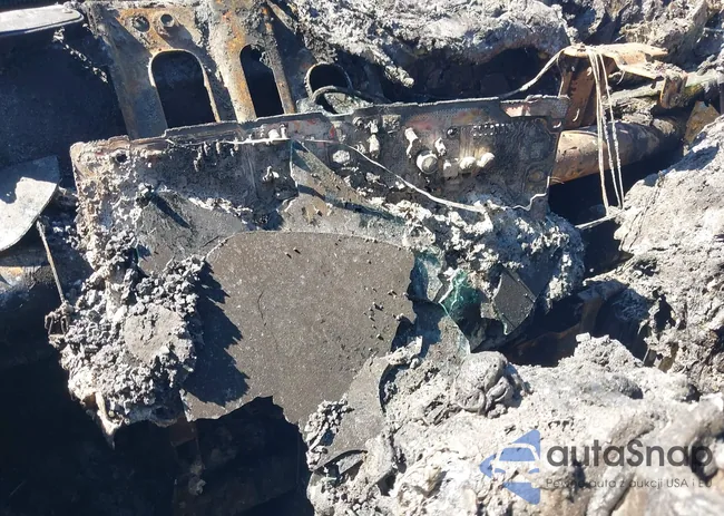 3C4FY48B03T510548: 43341744