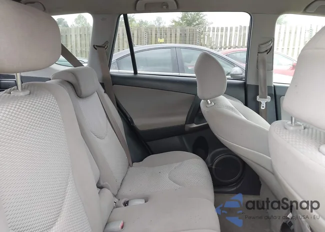 JTMBD31V775079737: 43341977