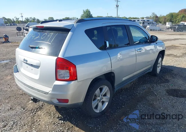 1C4NJDBB0CD621065: 43342091