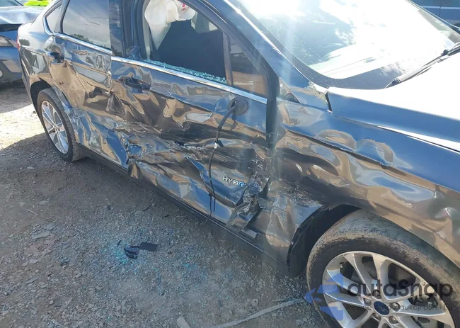 3FA6P0LU0KR124587: 43342104