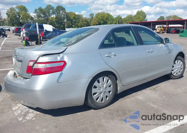 4T4BE46K19R100917: 43342185