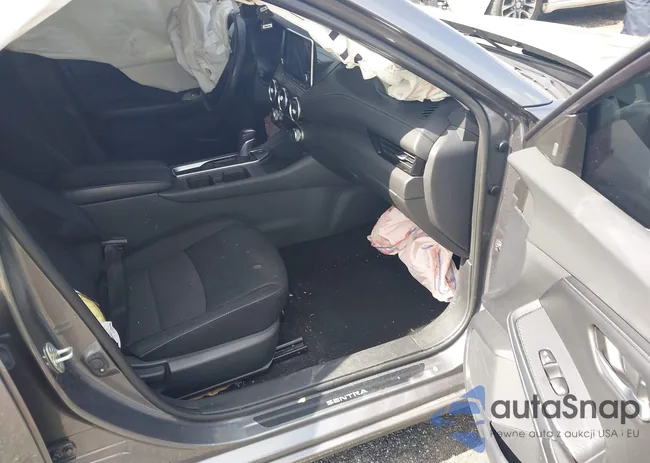 3N1AB8CV9MY226217: 43341332