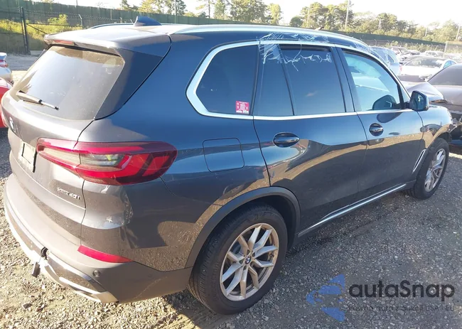 5UXCR6C03M9F40835: 43341429