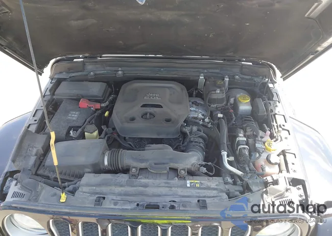 1C4HJXEN0JW199580: 43341463