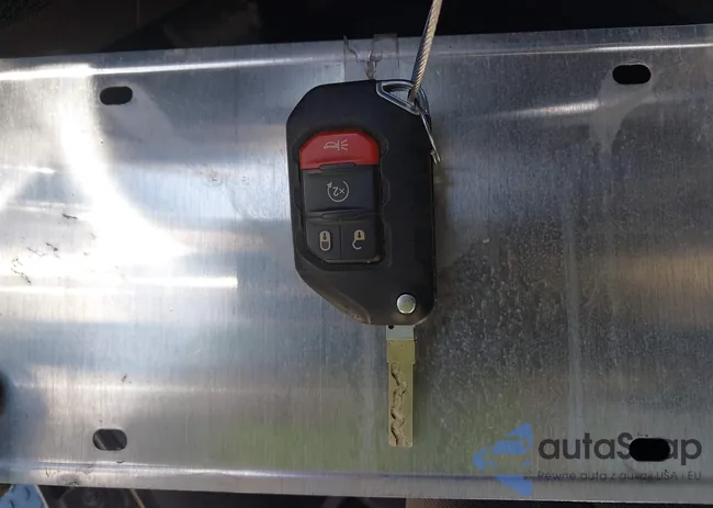 1C4HJXEN0JW199580: 43341463