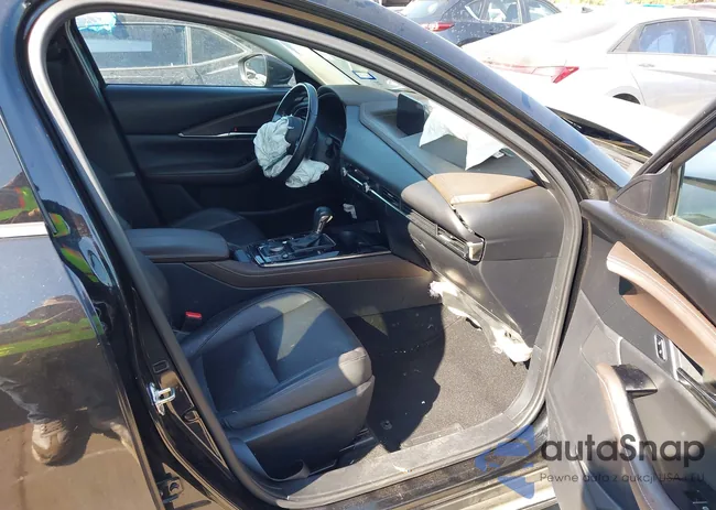 3MVDMBDM7PM527828: 43341605