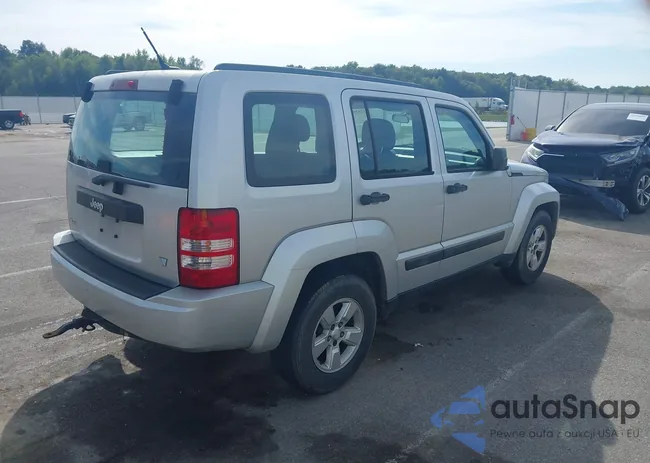 1C4PJMAK6CW190147: 43343004