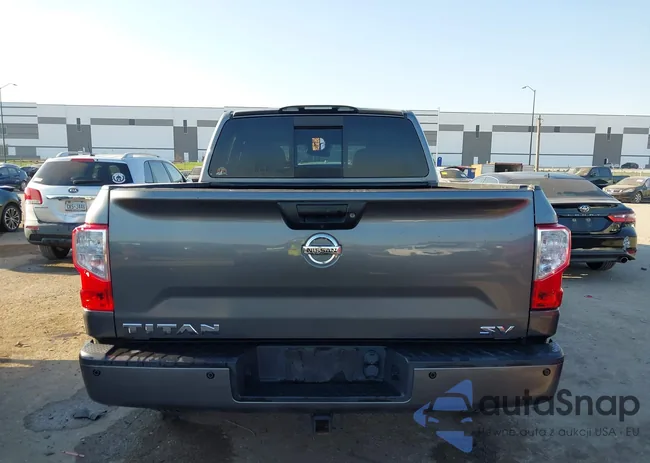 1N6AA1E60JN506983: 43343124