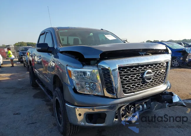 1N6AA1E60JN506983: 43343124