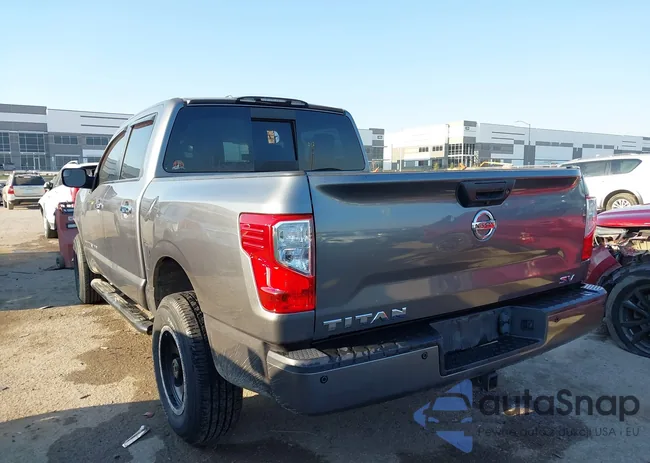 1N6AA1E60JN506983: 43343124