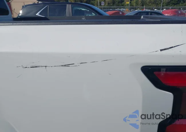 1N6ED1CM2SN634721: 43342323