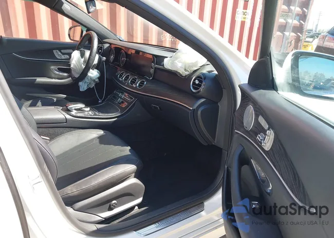 WDDZF4JB0KA622128: 43343976