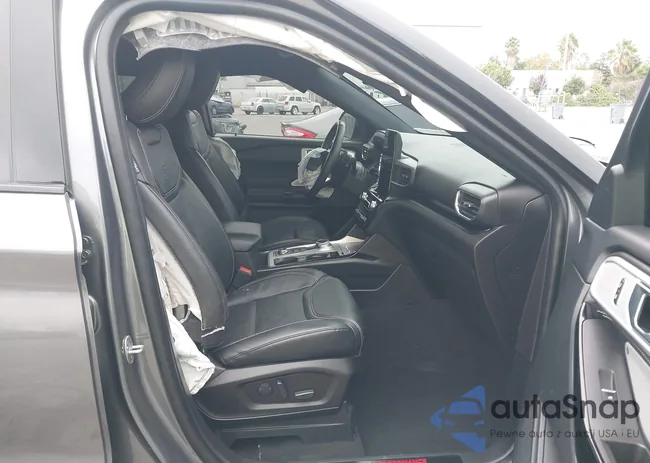 1FM5K8GC2NGC32835: 43344233