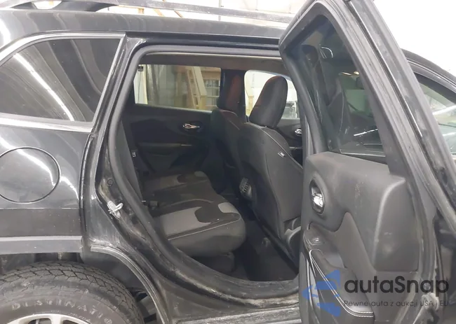 1C4PJMCS9EW196833: 43343392