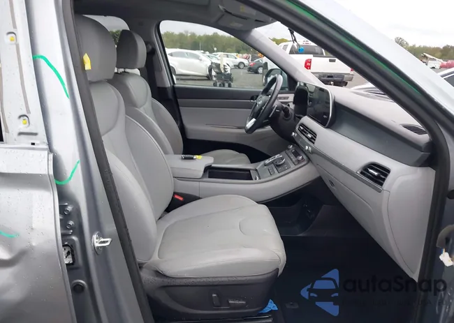 KM8R4DHE5LU152481: 43343649