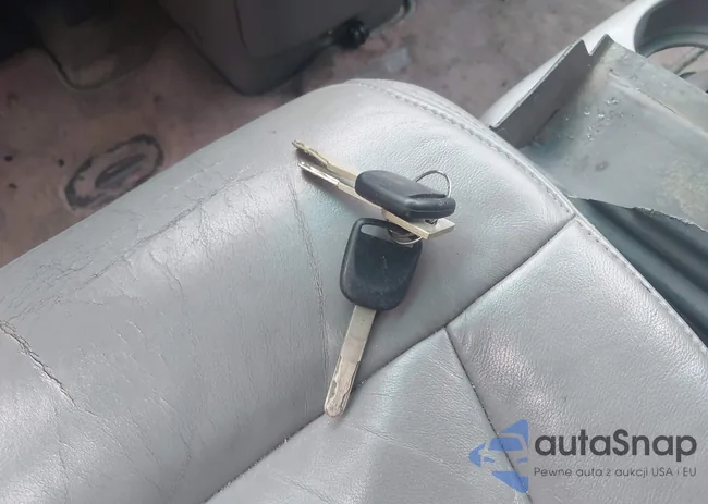 5FNRL18924B004968: 43343674