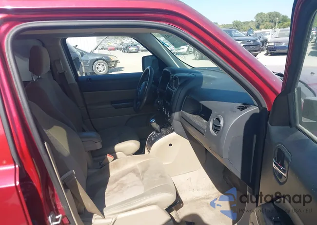 1C4NJRBB3HD181427: 43344693