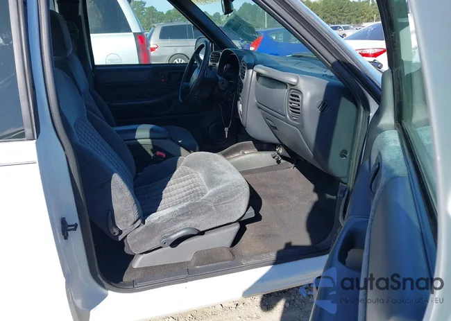 1GCCS19X6W8249037: 43344880