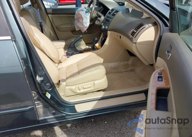 1HGCM66574A037037: 43344890